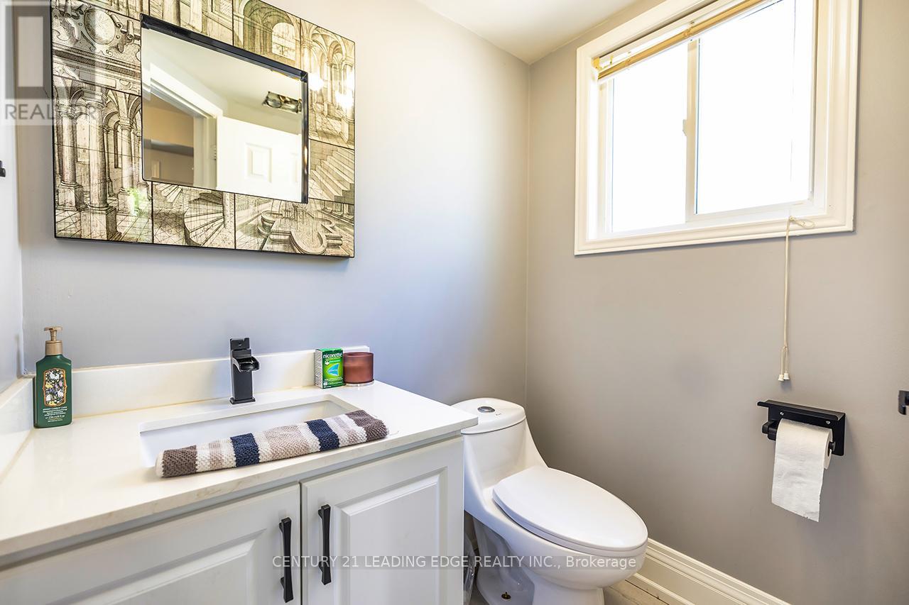 15 Warren Bradley Street, Markham, Ontario  L6C 2W5 - Photo 26 - N13468192
