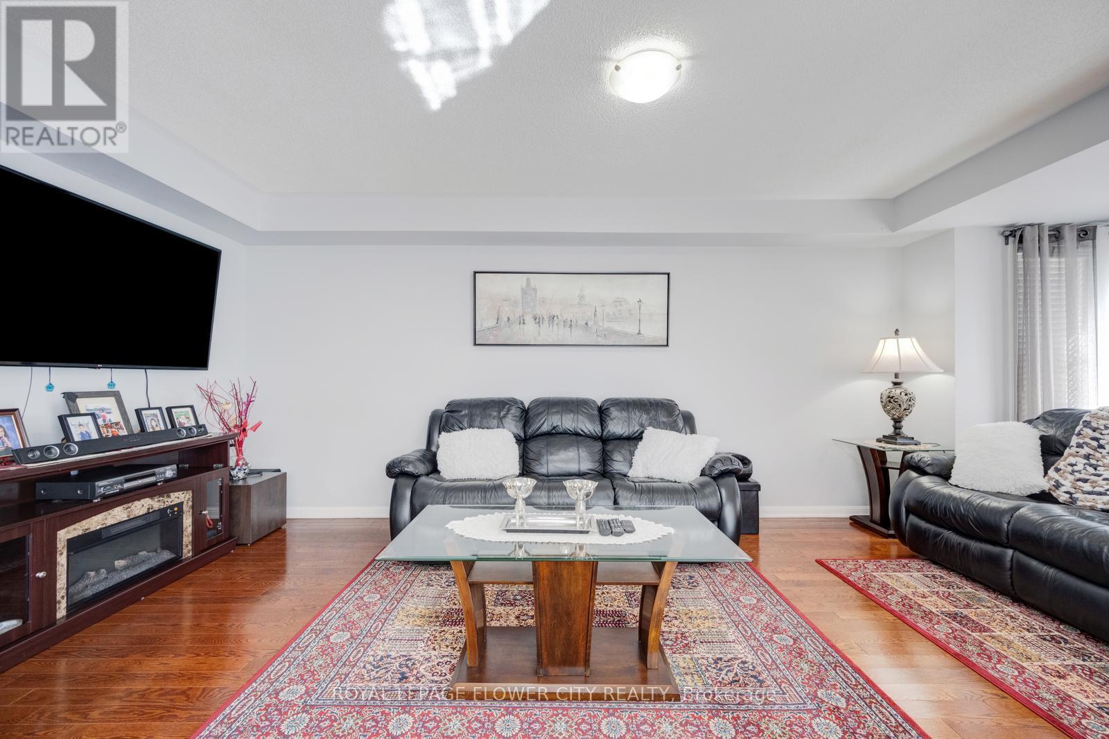 29 Klemscott Road, Brampton, Ontario  L7A 0G2 - Photo 11 - W13483418