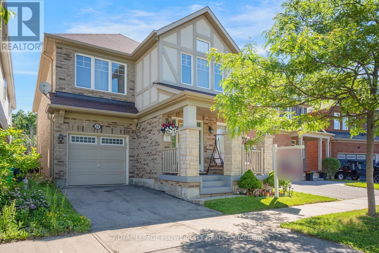 29 Klemscott Road, Brampton, Ontario  L7A 0G2 - Photo 2 - W13483418