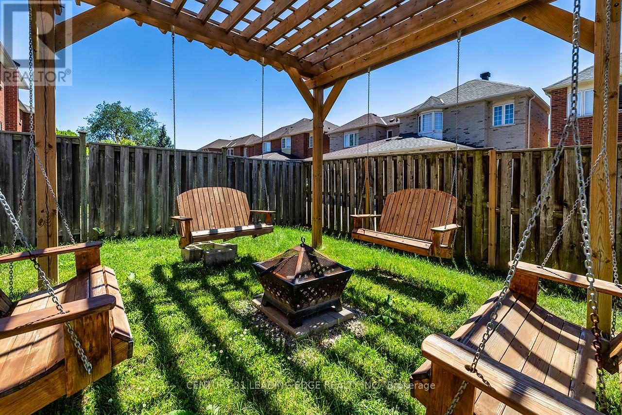15 Warren Bradley Street, Markham, Ontario  L6C 2W5 - Photo 31 - N13468192
