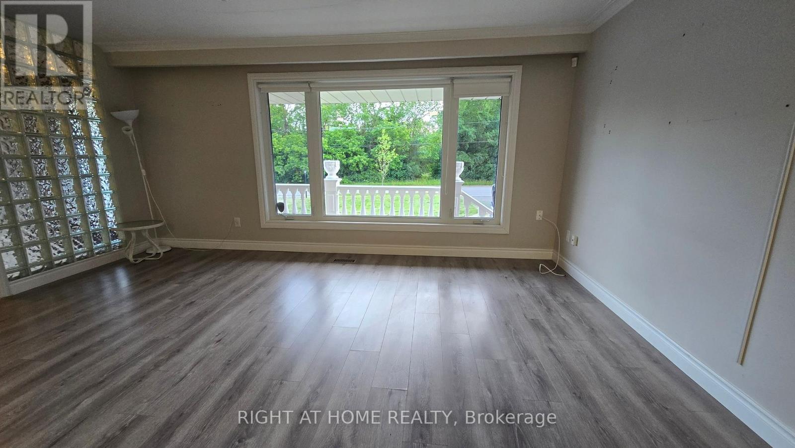 20 May Avenue, Richmond Hill, Ontario  L4C 3S6 - Photo 4 - N13482450
