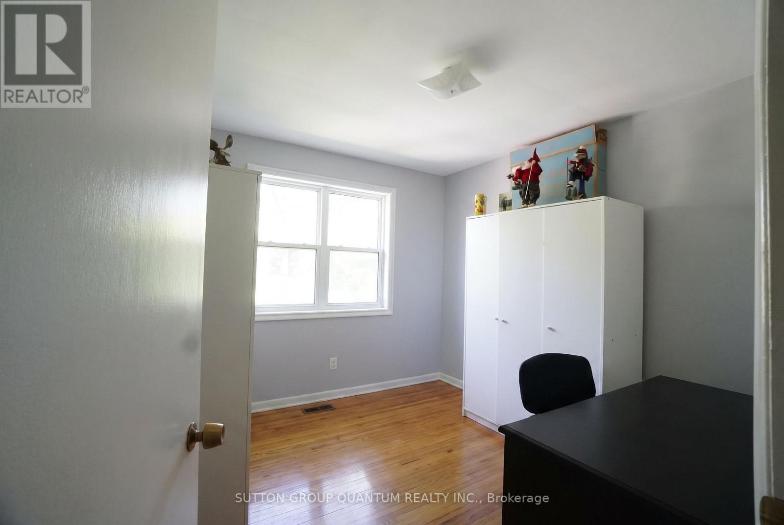 69 High Street W, Mississauga, Ontario  L5H 1K1 - Photo 11 - W13486156