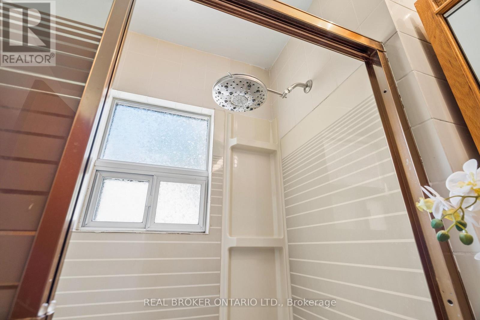 230 Mason Boulevard, Halton Hills, Ontario  L7J 1A8 - Photo 19 - W13486196
