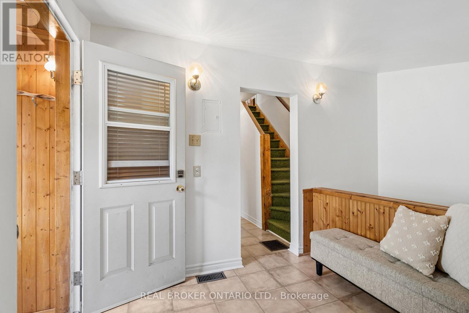 230 Mason Boulevard, Halton Hills, Ontario  L7J 1A8 - Photo 21 - W13486196