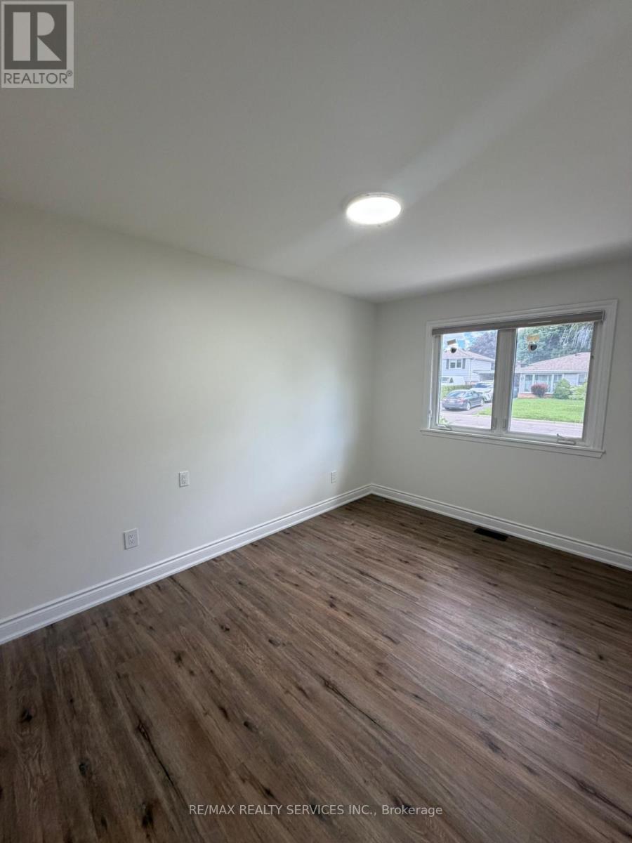 46 Staveley Crescent, Brampton (Brampton East), Ontario  L6W 2R9 - Photo 12 - W13486238