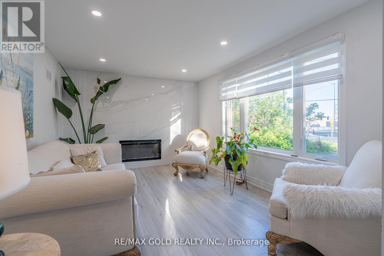 2015 Stanfield Road, Mississauga, Ontario  L4Y 1R2 - Photo 10 - W13486250