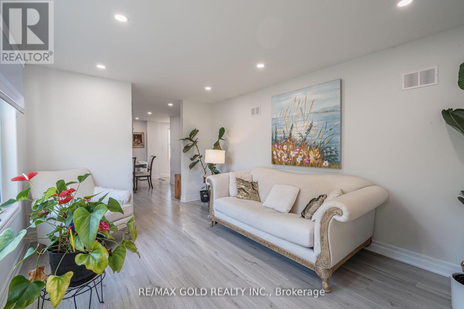 2015 Stanfield Road, Mississauga, Ontario  L4Y 1R2 - Photo 11 - W13486250