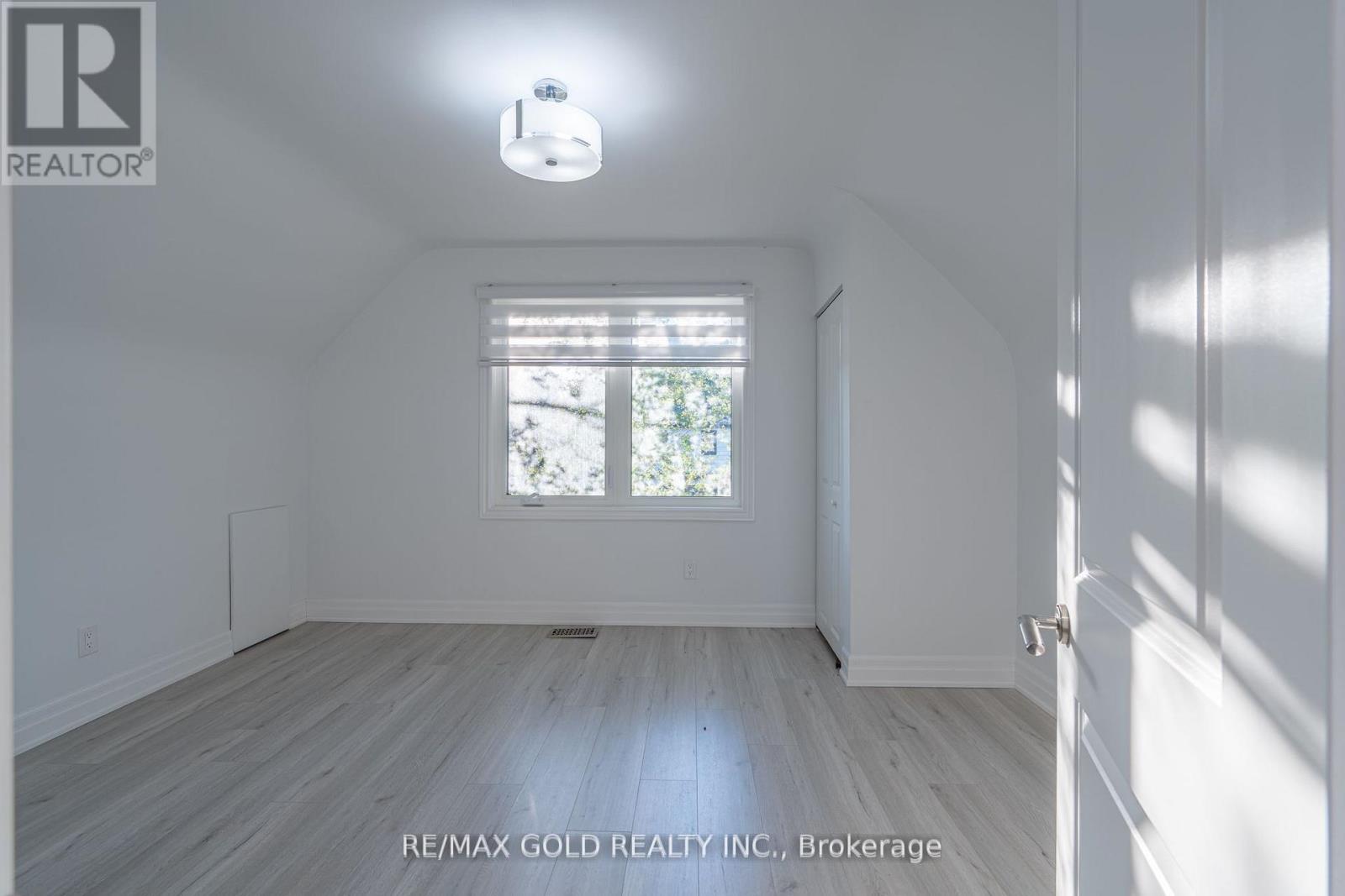2015 Stanfield Road, Mississauga, Ontario  L4Y 1R2 - Photo 19 - W13486250