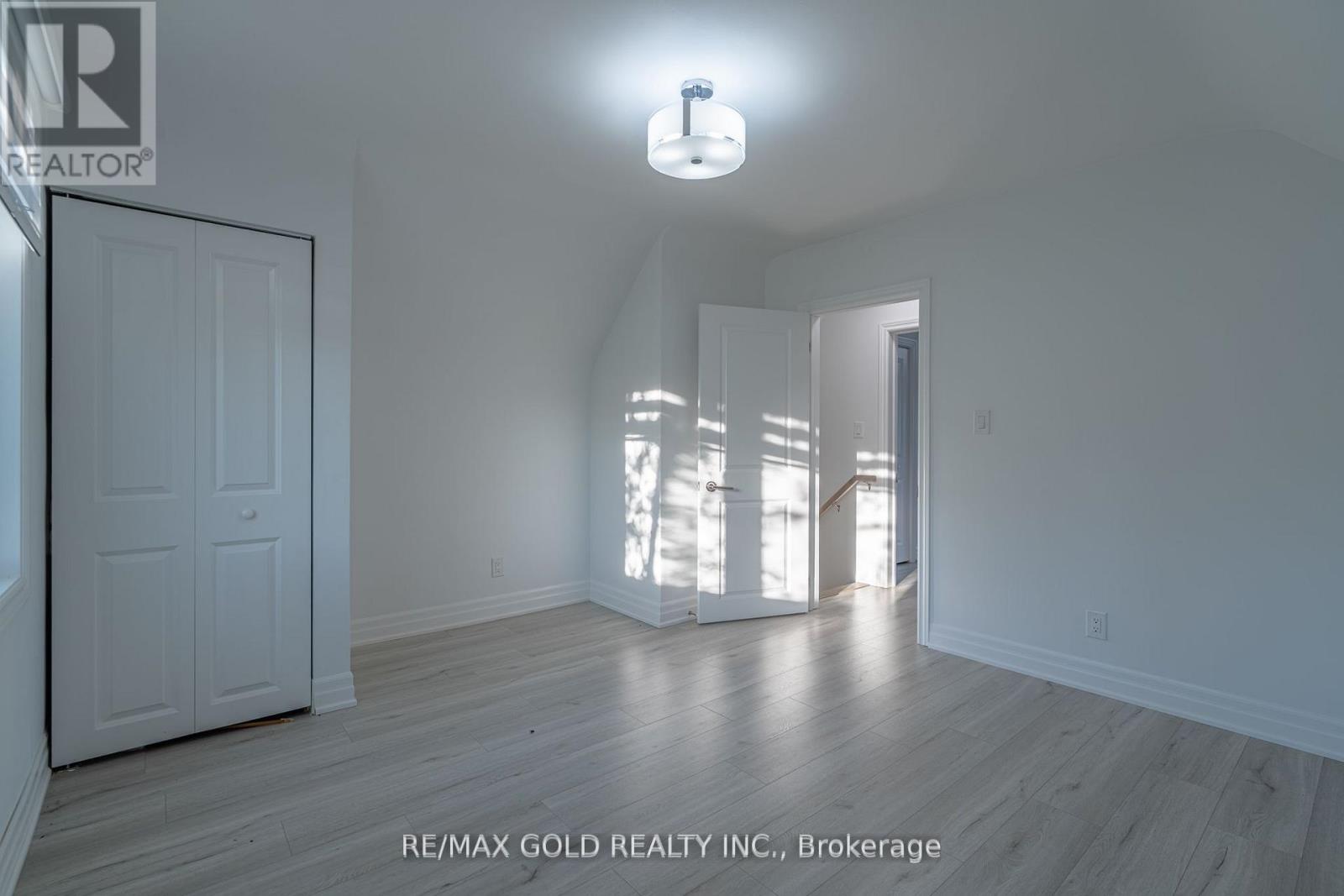 2015 Stanfield Road, Mississauga, Ontario  L4Y 1R2 - Photo 20 - W13486250