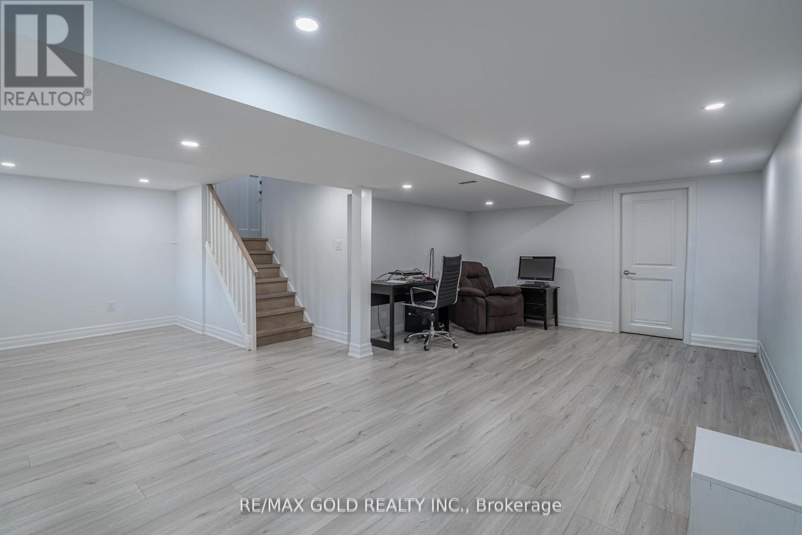 2015 Stanfield Road, Mississauga, Ontario  L4Y 1R2 - Photo 22 - W13486250