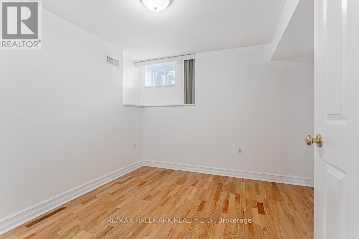 2 - 47 Manchester Avenue, Toronto, Ontario  M6G 1V4 - Photo 15 - W13486258