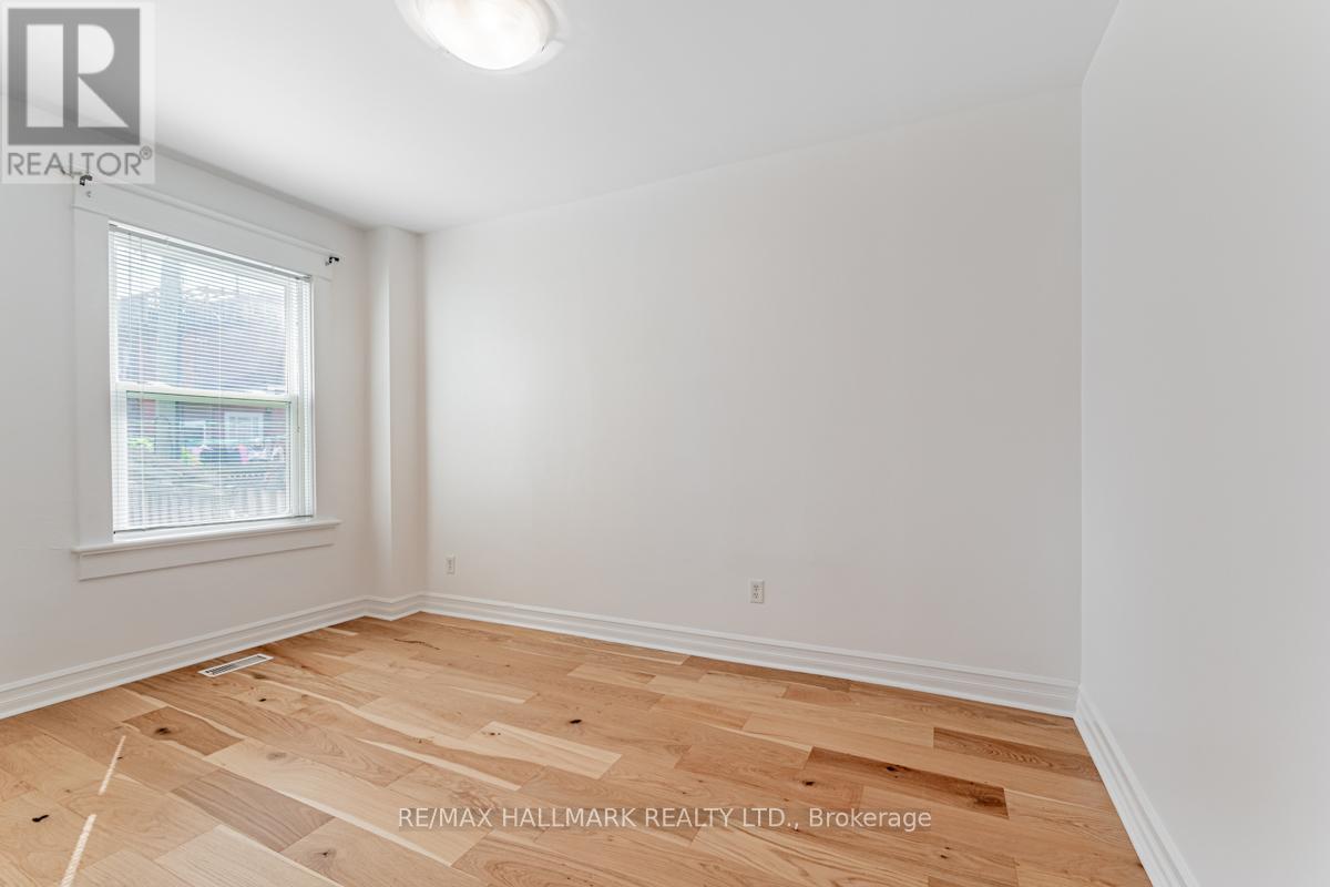 2 - 47 Manchester Avenue, Toronto, Ontario  M6G 1V4 - Photo 18 - W13486258