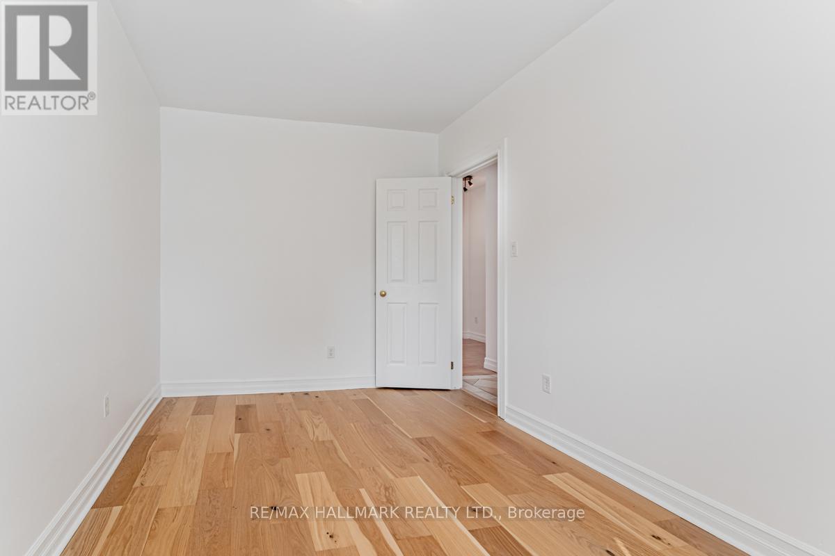 2 - 47 Manchester Avenue, Toronto, Ontario  M6G 1V4 - Photo 20 - W13486258