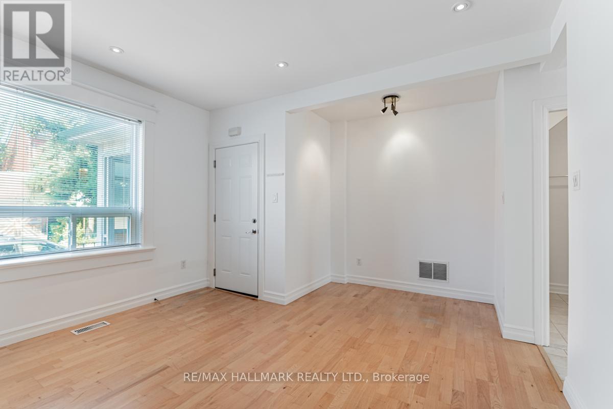 2 - 47 Manchester Avenue, Toronto, Ontario  M6G 1V4 - Photo 4 - W13486258