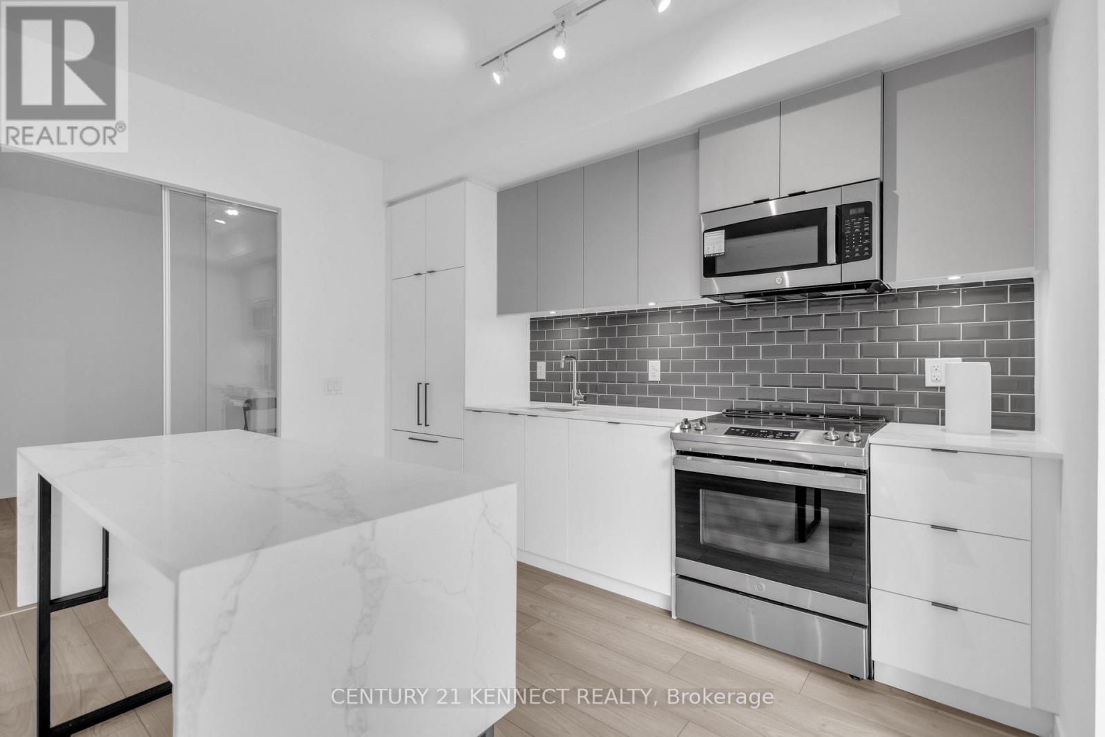 307 - 285 Dufferin Street, Toronto, Ontario  M6K 0J2 - Photo 10 - W13486262
