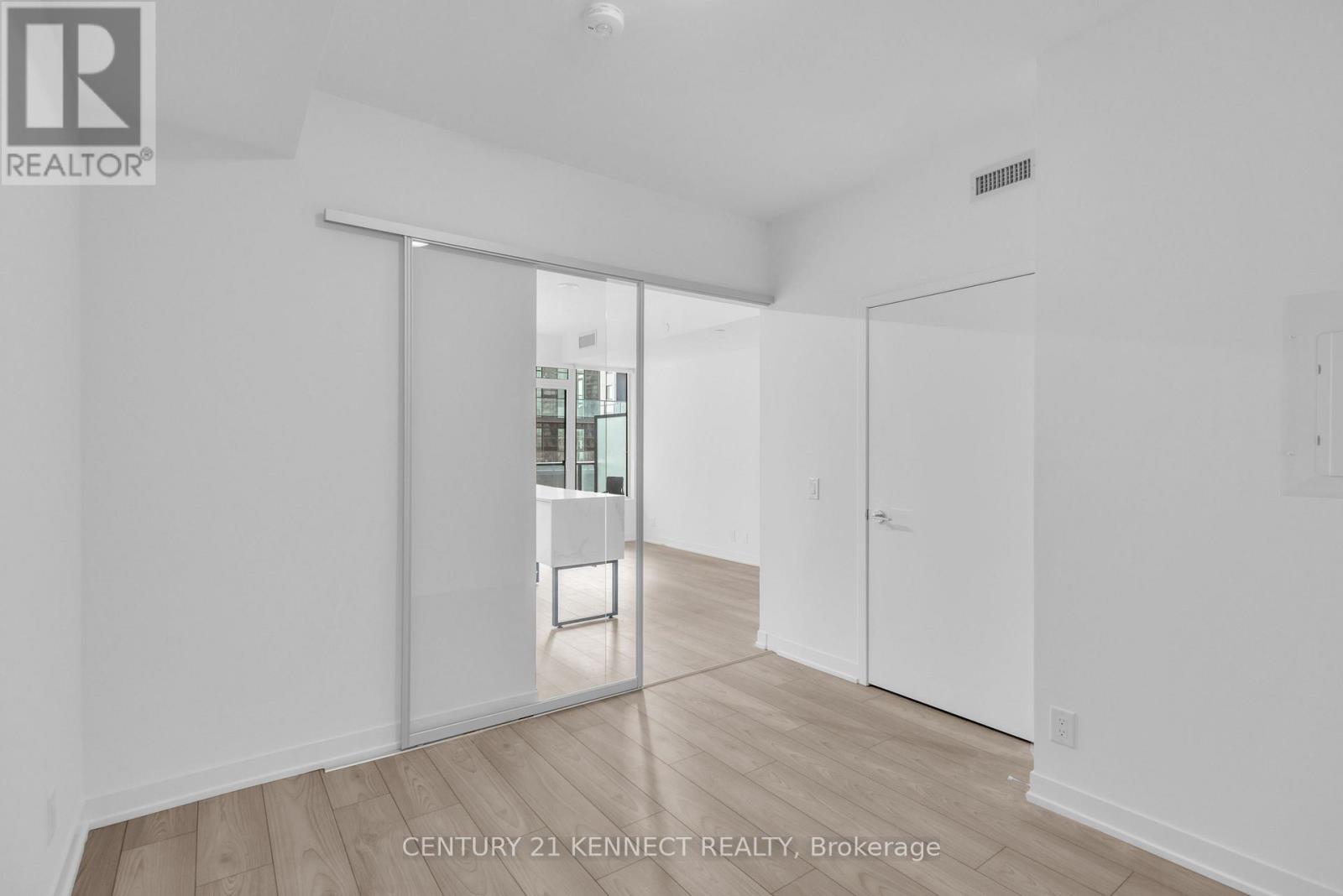 307 - 285 Dufferin Street, Toronto, Ontario  M6K 0J2 - Photo 14 - W13486262
