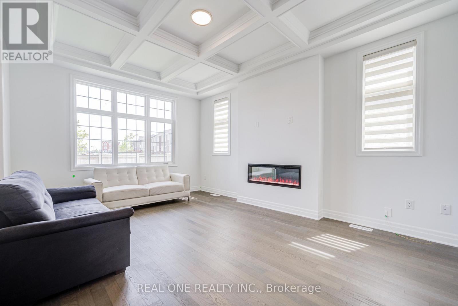 Main (Upper Level) - 1204 Onyx Trail, Oakville, Ontario  L6H 7G1 - Photo 12 - W13486280