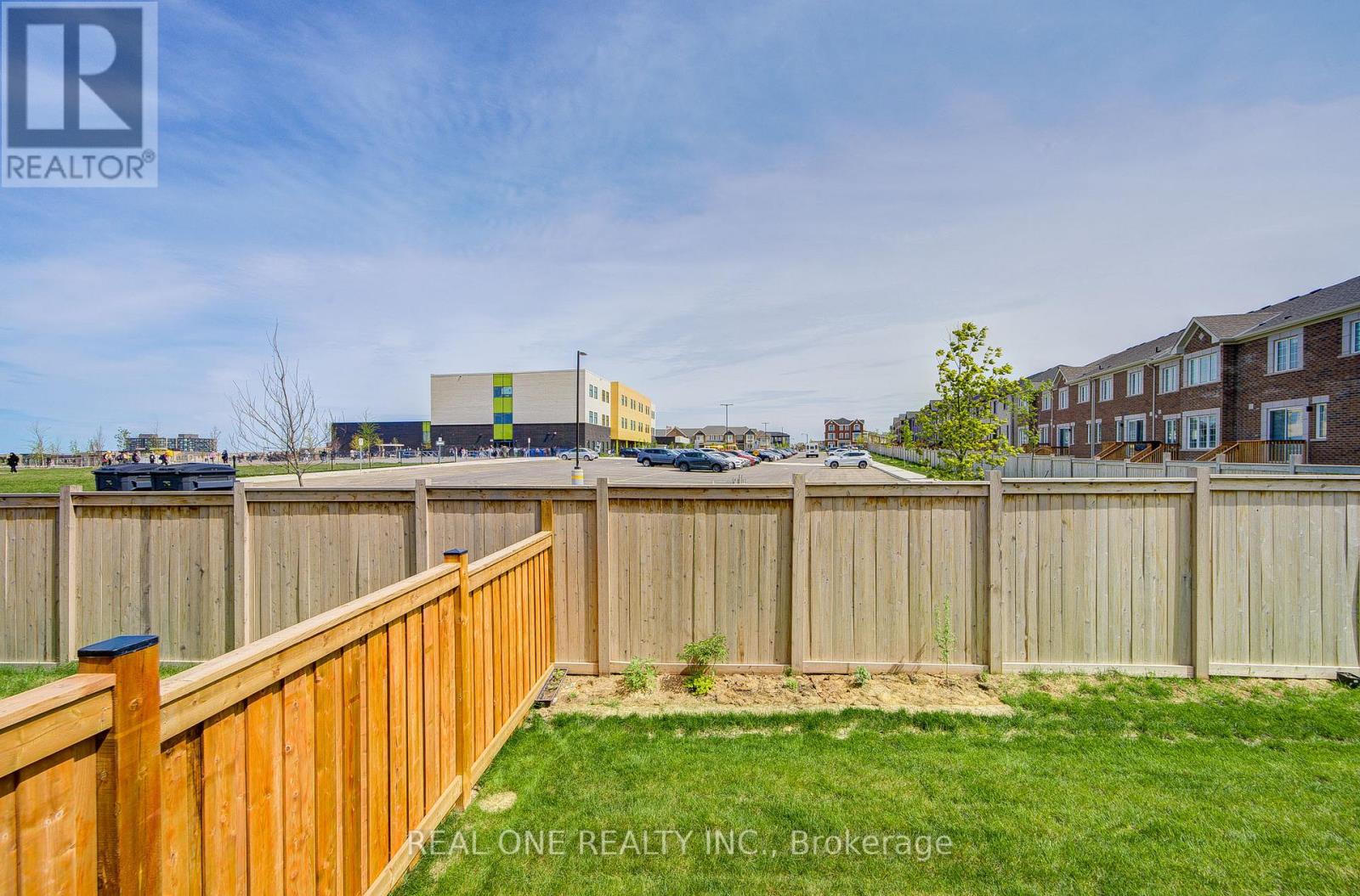 Main (Upper Level) - 1204 Onyx Trail, Oakville, Ontario  L6H 7G1 - Photo 50 - W13486280