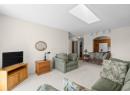 980 Glenwood Avenue Unit# 304 Lot# SL 75, Kelowna, BC V1Y 9P2