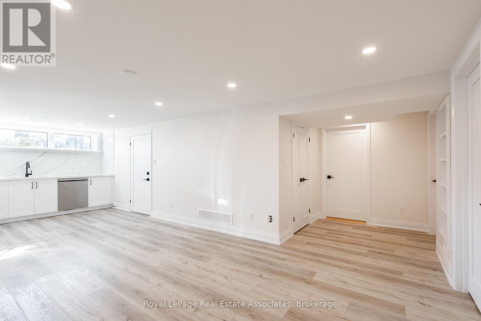 259 Fernwood Crescent, Hamilton, Ontario  L8T 3L7 - Photo 10 - X13486318