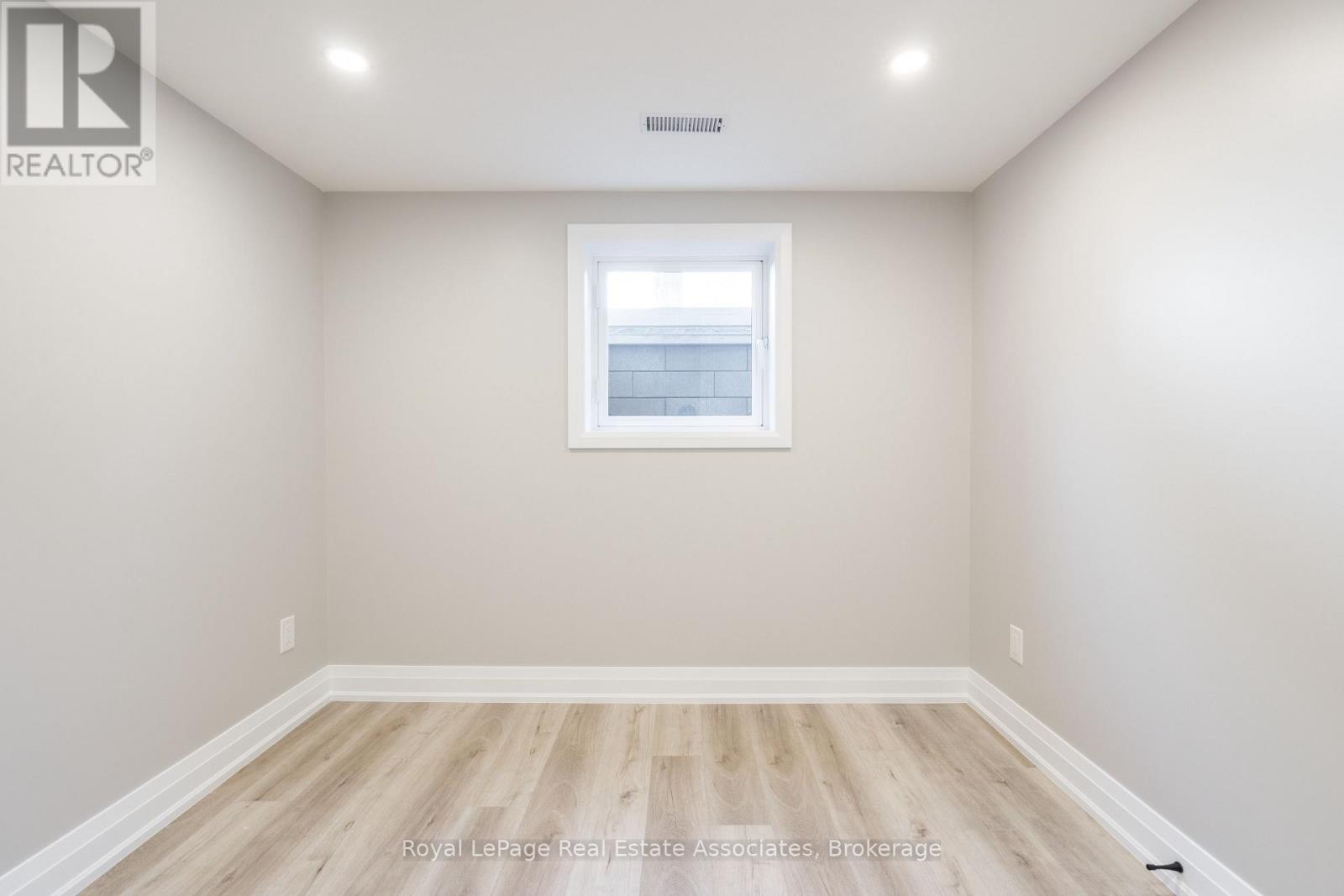 259 Fernwood Crescent, Hamilton, Ontario  L8T 3L7 - Photo 12 - X13486318