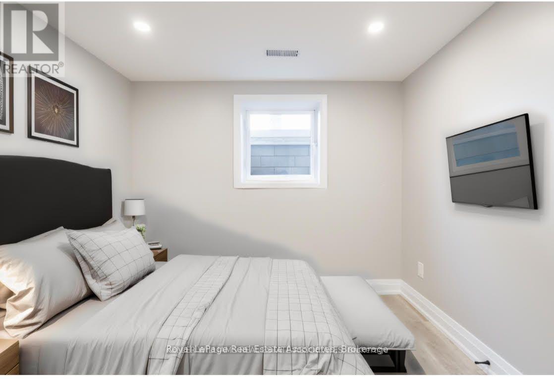 259 Fernwood Crescent, Hamilton, Ontario  L8T 3L7 - Photo 13 - X13486318