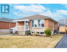 259 FERNWOOD CRESCENT, Hamilton, Ontario