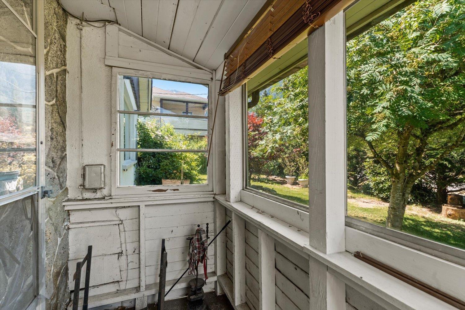 19834 Peter Street, Hope, Hope, British Columbia  V0X 1L2 - Photo 37 - R3139626