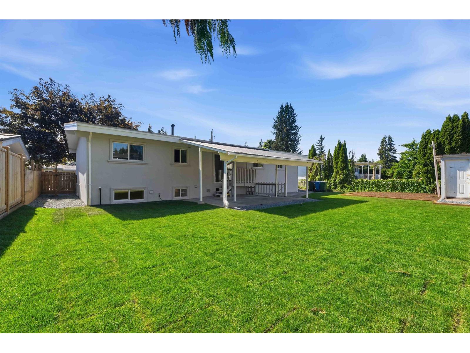 2326 Beaver Street, Abbotsford, British Columbia  V2T 3E1 - Photo 2 - R3139758