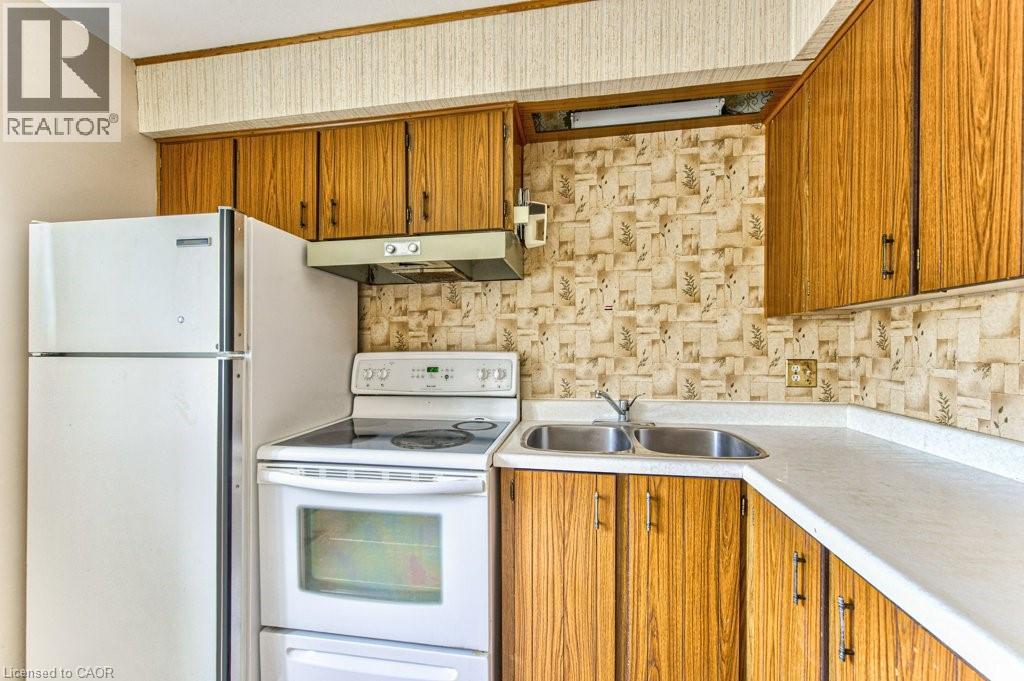 87 Charles Best Place, Kitchener, Ontario  N2M 5A4 - Photo 9 - 40839818
