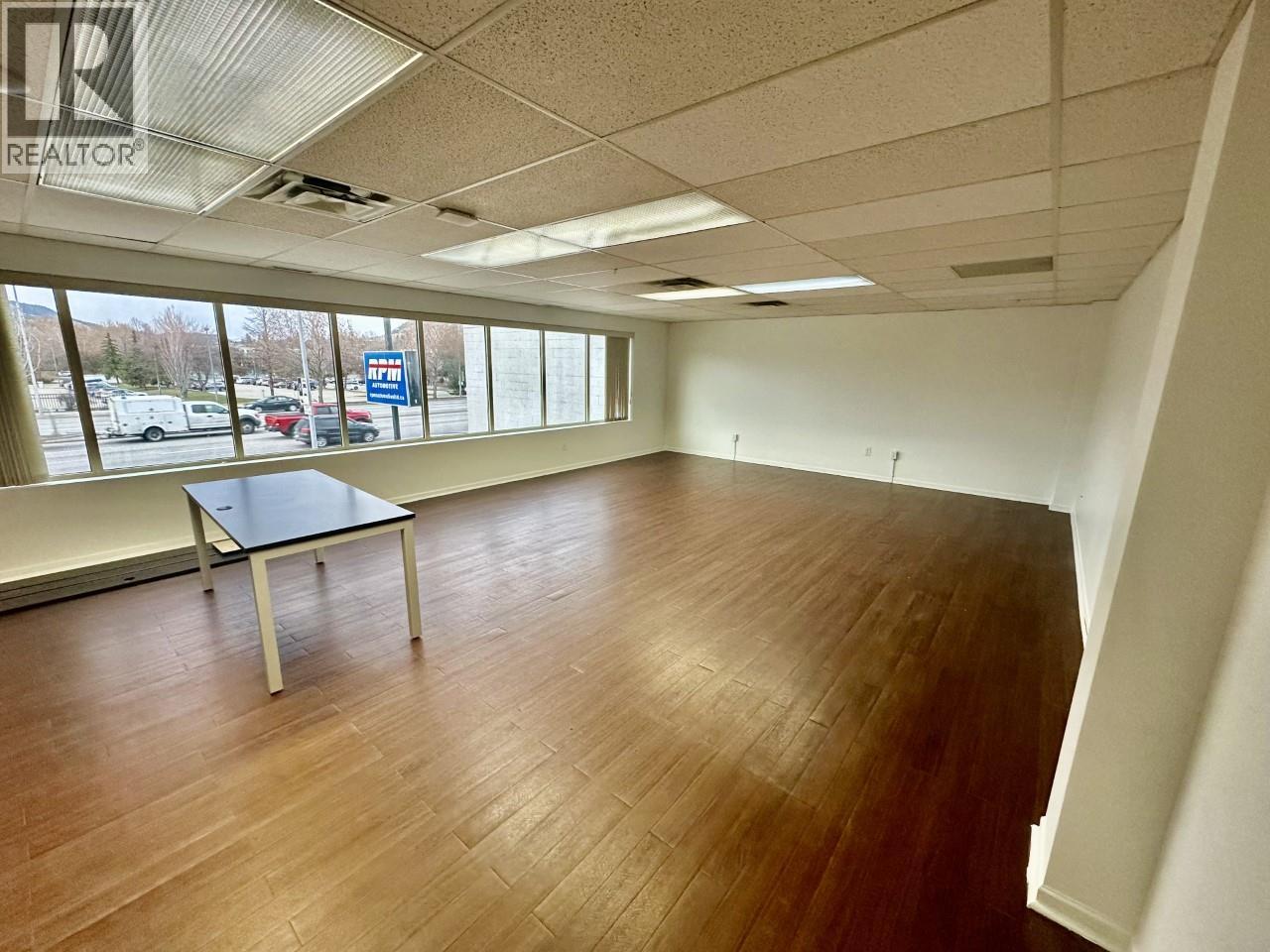 1751 Harvey Avenue Unit# 210, Kelowna, British Columbia  V1Y 6G4 - Photo 2 - 10370565