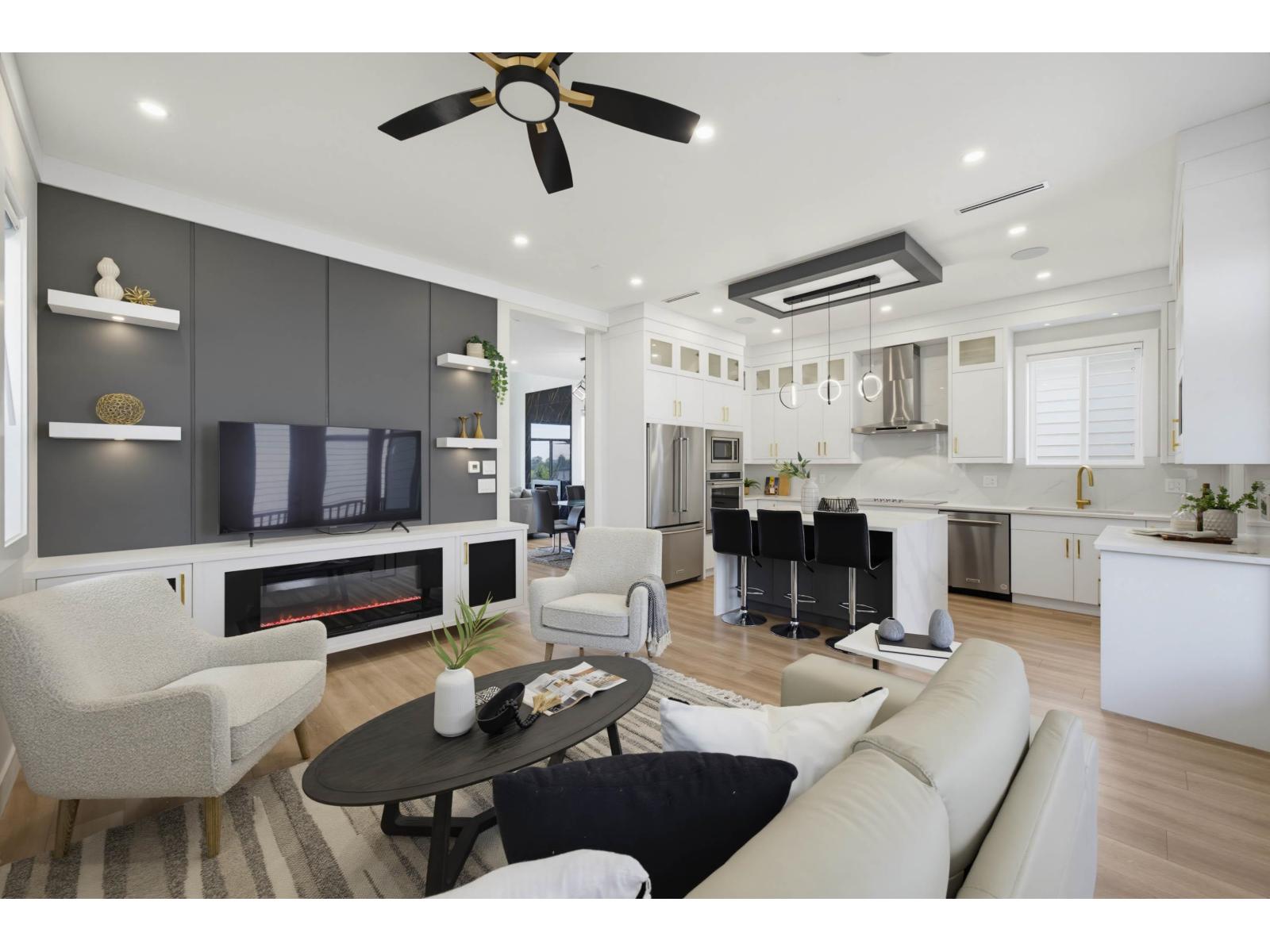 16707 15A AVENUE