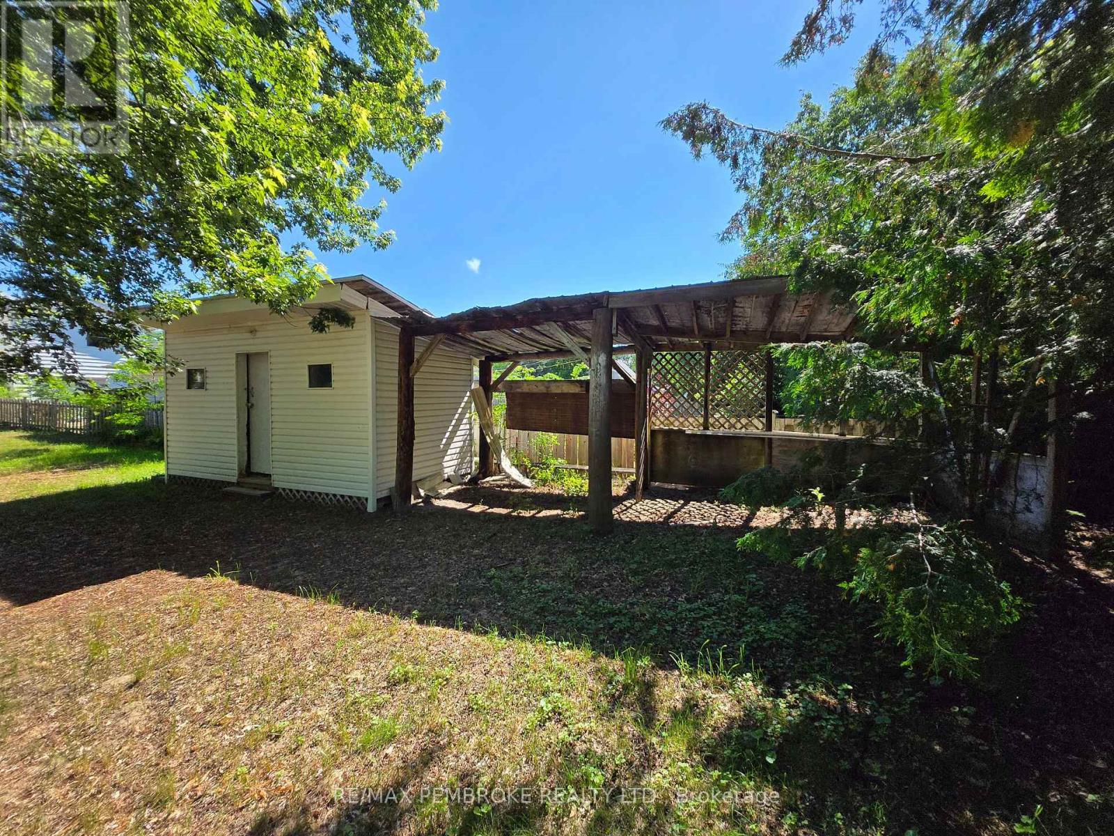 566 Perth Street, Pembroke, Ontario  K8A 6B6 - Photo 15 - X13486418