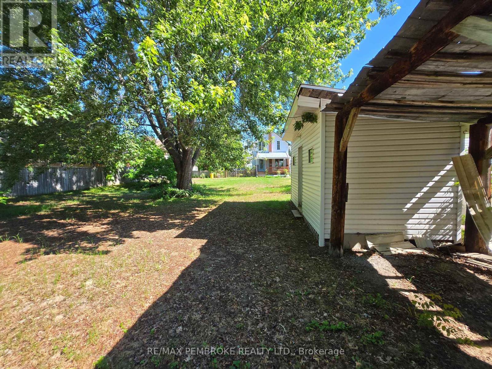 566 Perth Street, Pembroke, Ontario  K8A 6B6 - Photo 16 - X13486418
