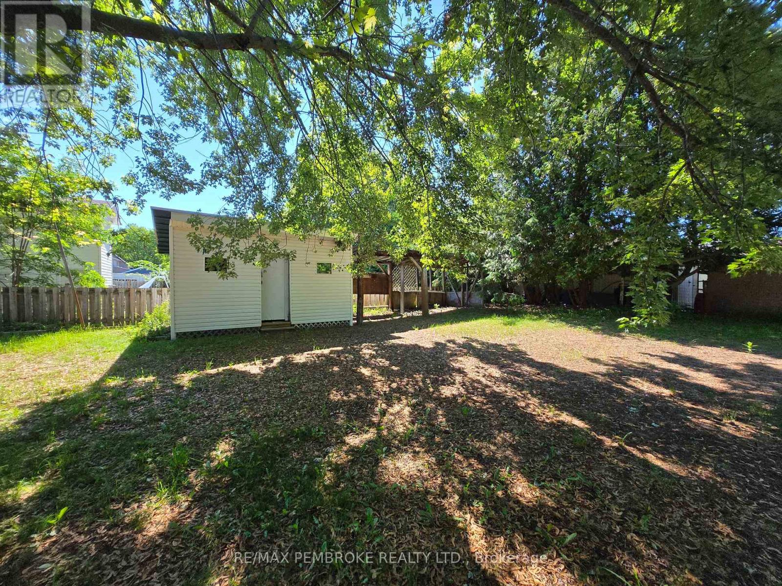 566 Perth Street, Pembroke, Ontario  K8A 6B6 - Photo 18 - X13486418