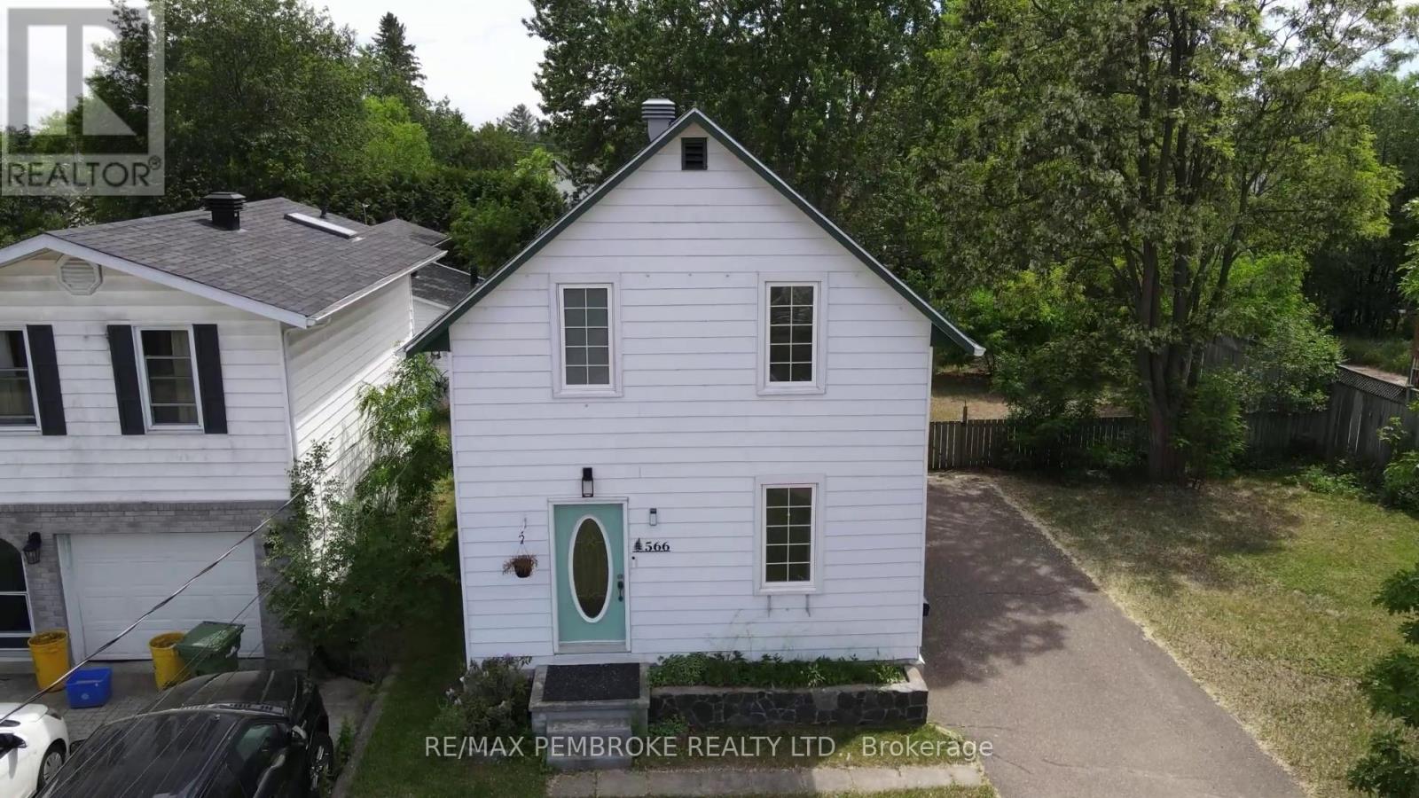 566 Perth Street, Pembroke, Ontario K8A 6B6 - Photo 7 - X13486418