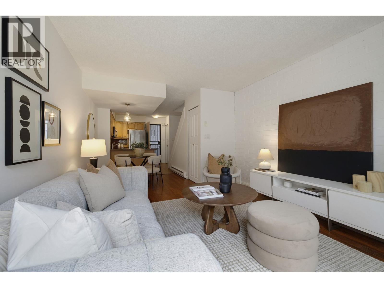 14 719 E 31st Avenue, Vancouver, British Columbia  V5V 2W9 - Photo 5 - R3139764