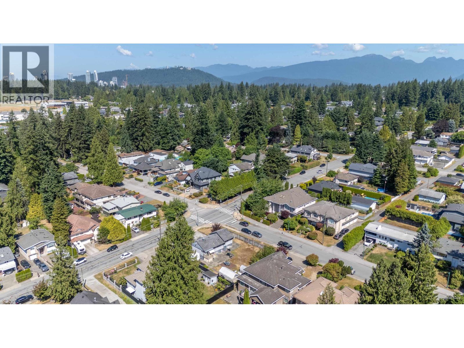 539 Schoolhouse Street, Coquitlam, British Columbia  V3J 5N8 - Photo 30 - R3139752