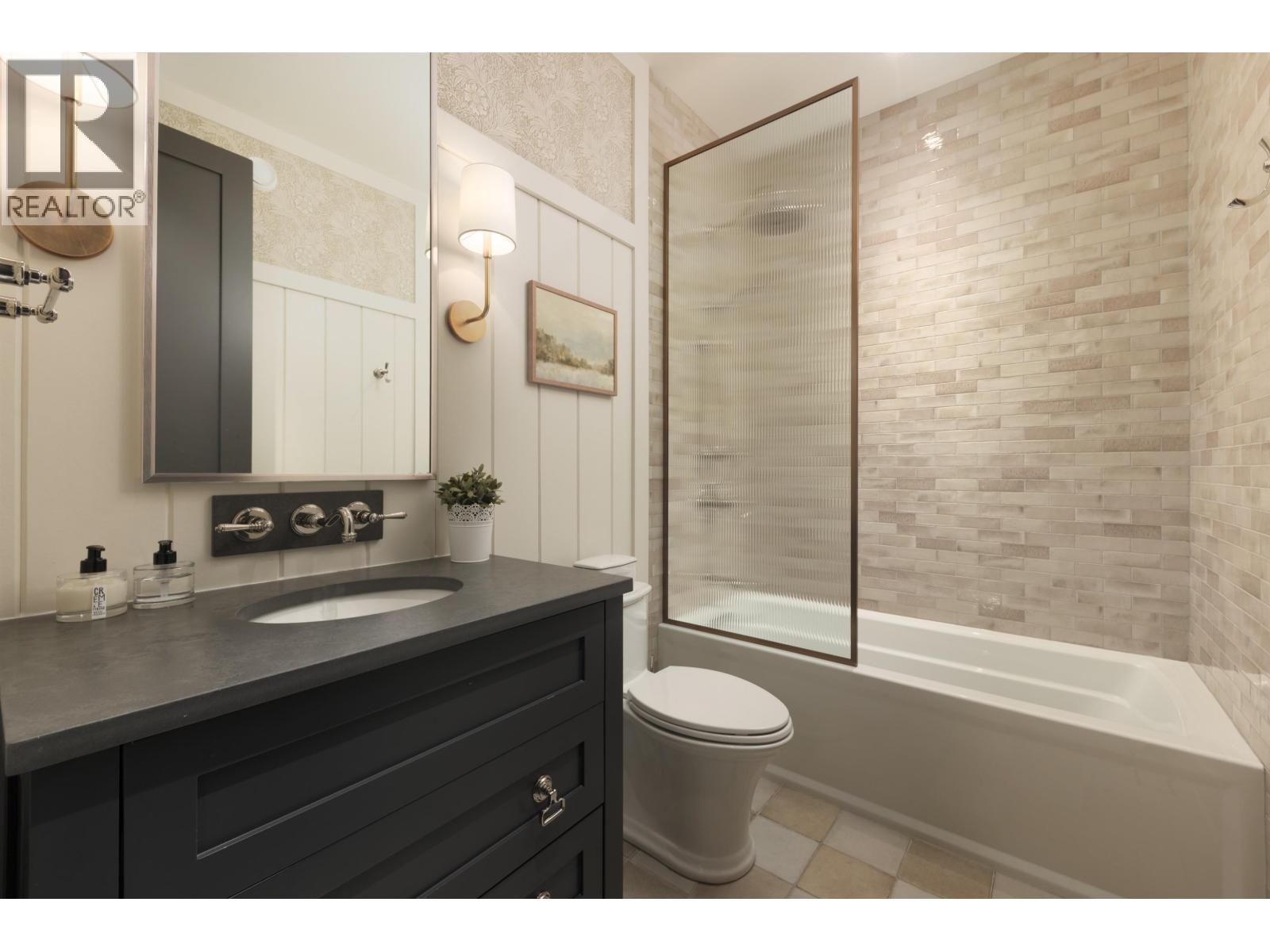7249 S Fitzsimmons Road, Whistler, British Columbia  V8E 0E6 - Photo 12 - R3139796