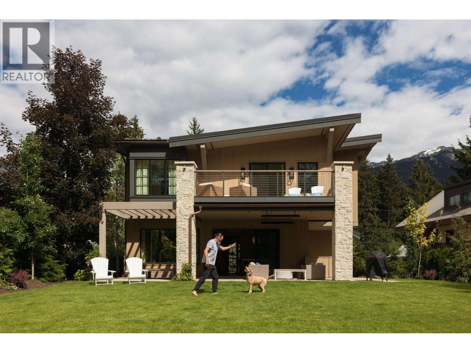 7249 S Fitzsimmons Road, Whistler, British Columbia  V8E 0E6 - Photo 36 - R3139796