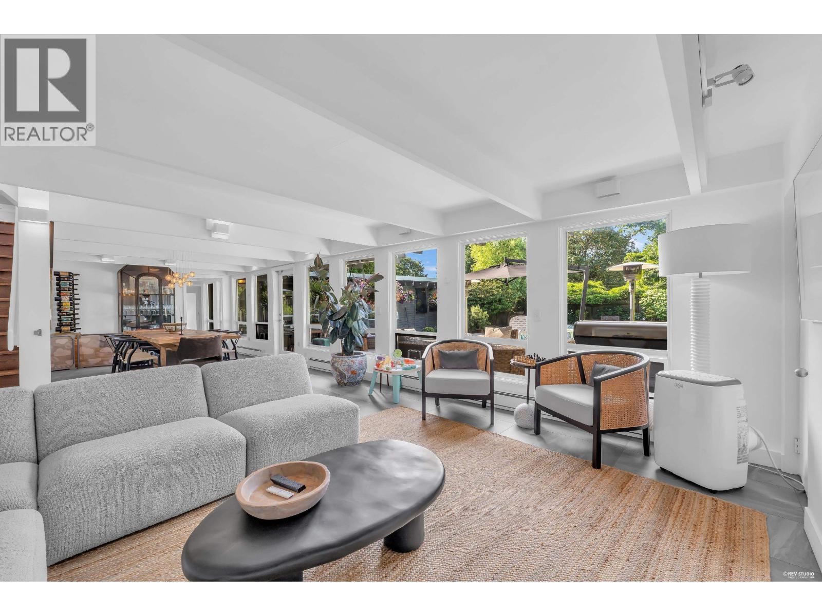 1555 Queens Avenue, West Vancouver, British Columbia  V7V 0B2 - Photo 10 - R3139797