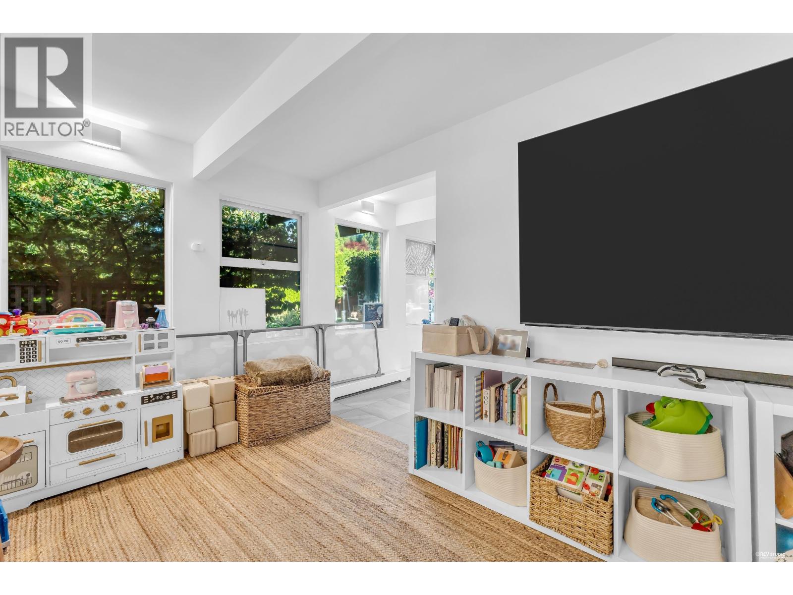 1555 Queens Avenue, West Vancouver, British Columbia  V7V 0B2 - Photo 11 - R3139797
