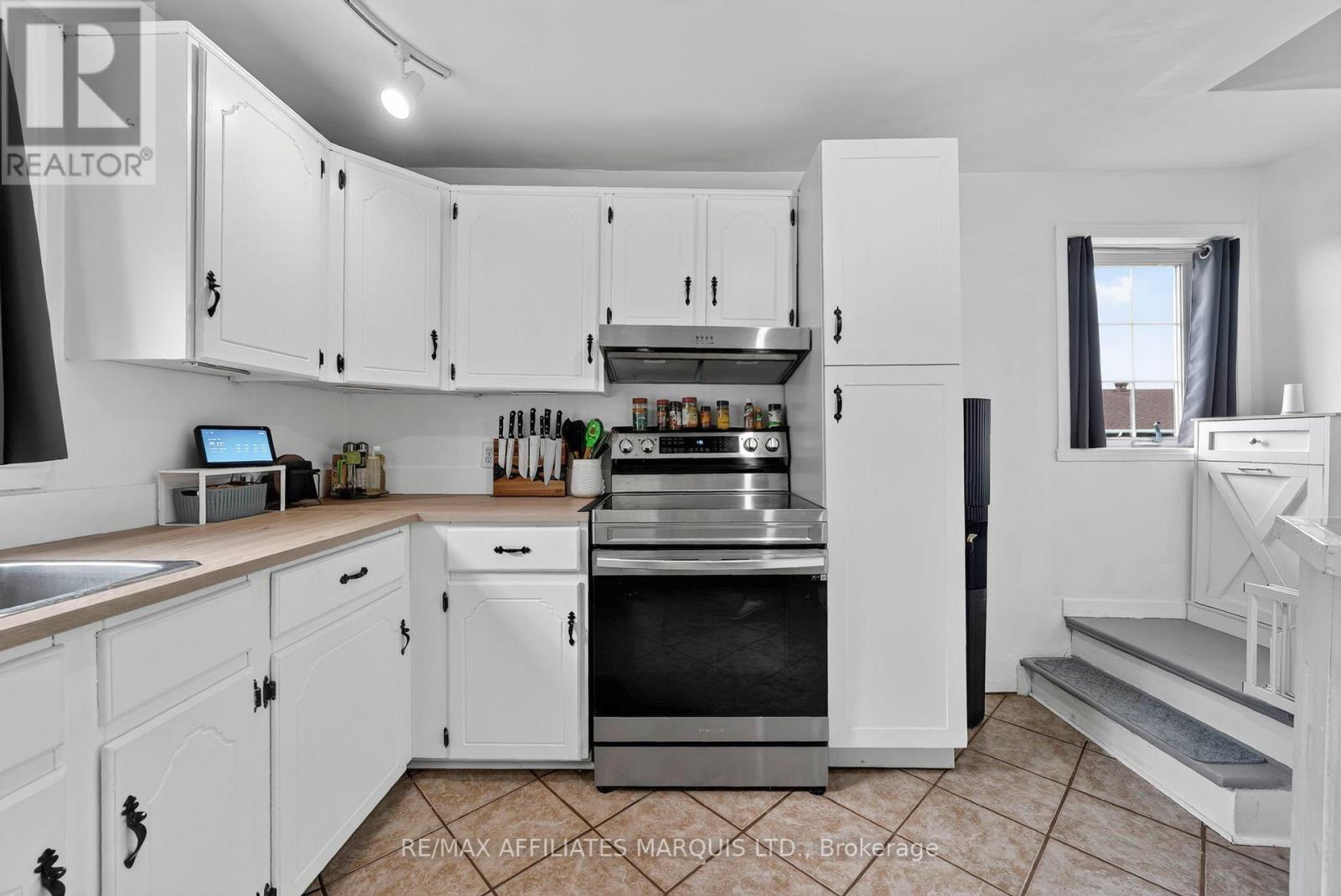 928 Pacific Lane, Cornwall, Ontario  K6H 3Y9 - Photo 9 - X13486408