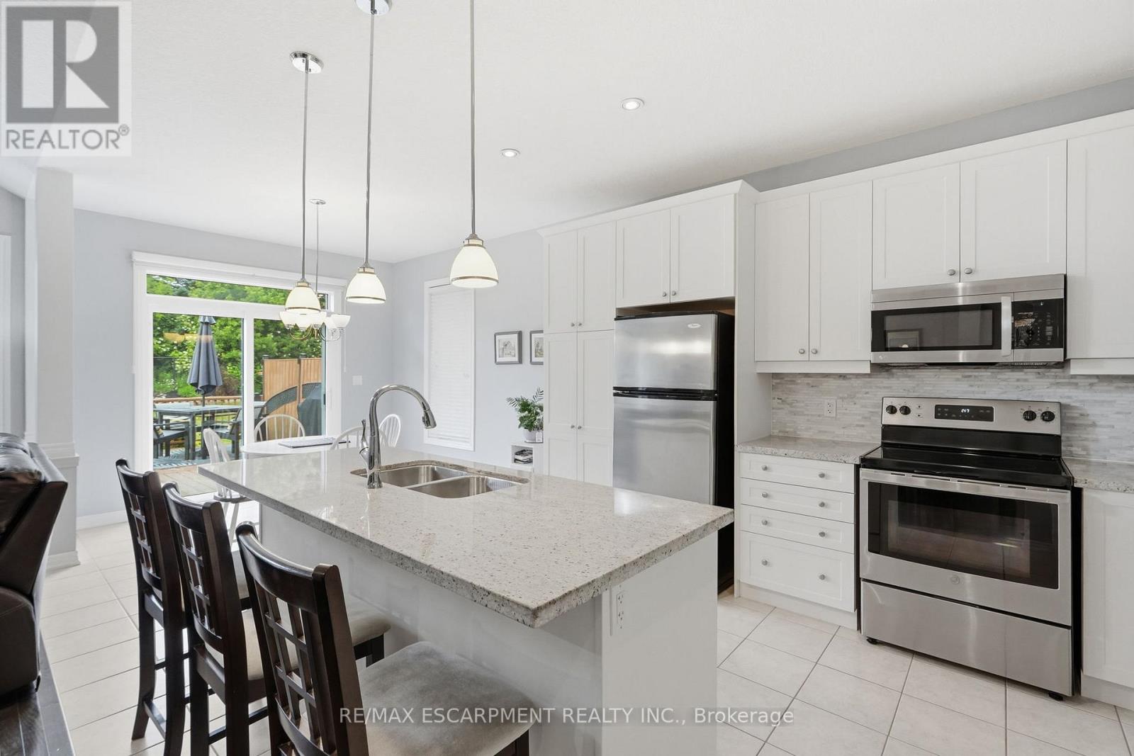 130 Aberfoyle Mill Crescent, Puslinch, Ontario  N0B 2H0 - Photo 10 - X13486398