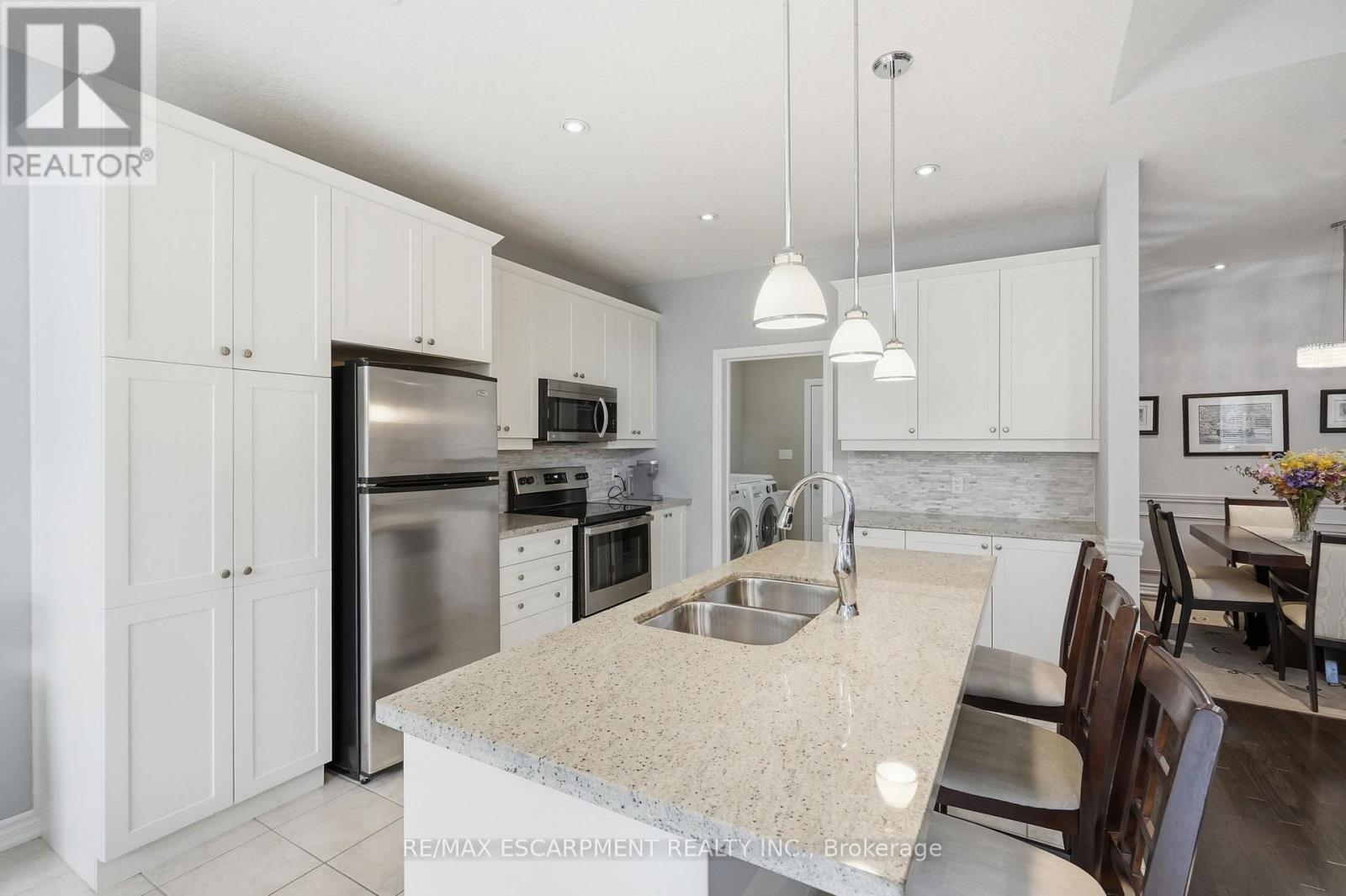 130 Aberfoyle Mill Crescent, Puslinch, Ontario  N0B 2H0 - Photo 11 - X13486398