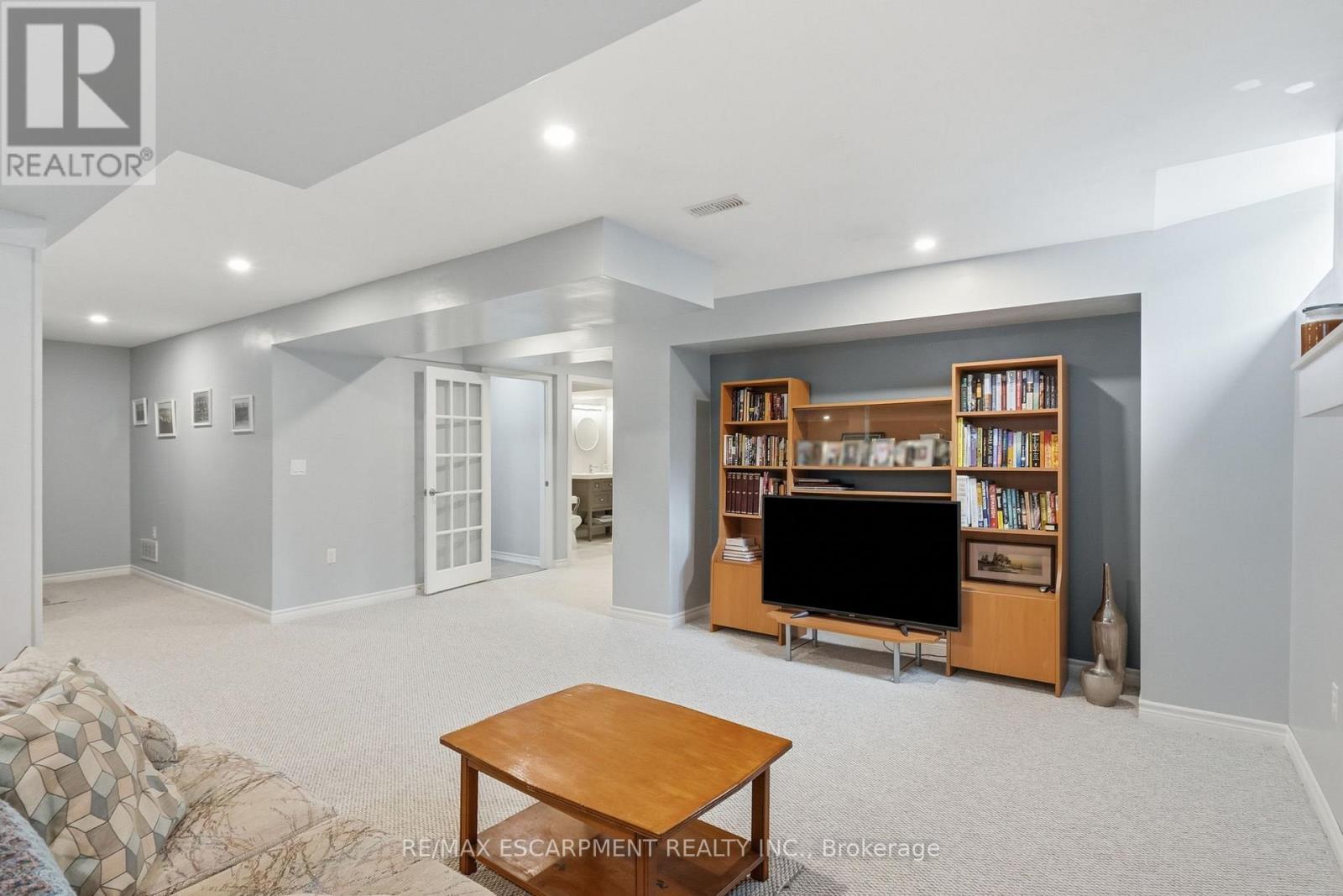 130 Aberfoyle Mill Crescent, Puslinch, Ontario  N0B 2H0 - Photo 25 - X13486398