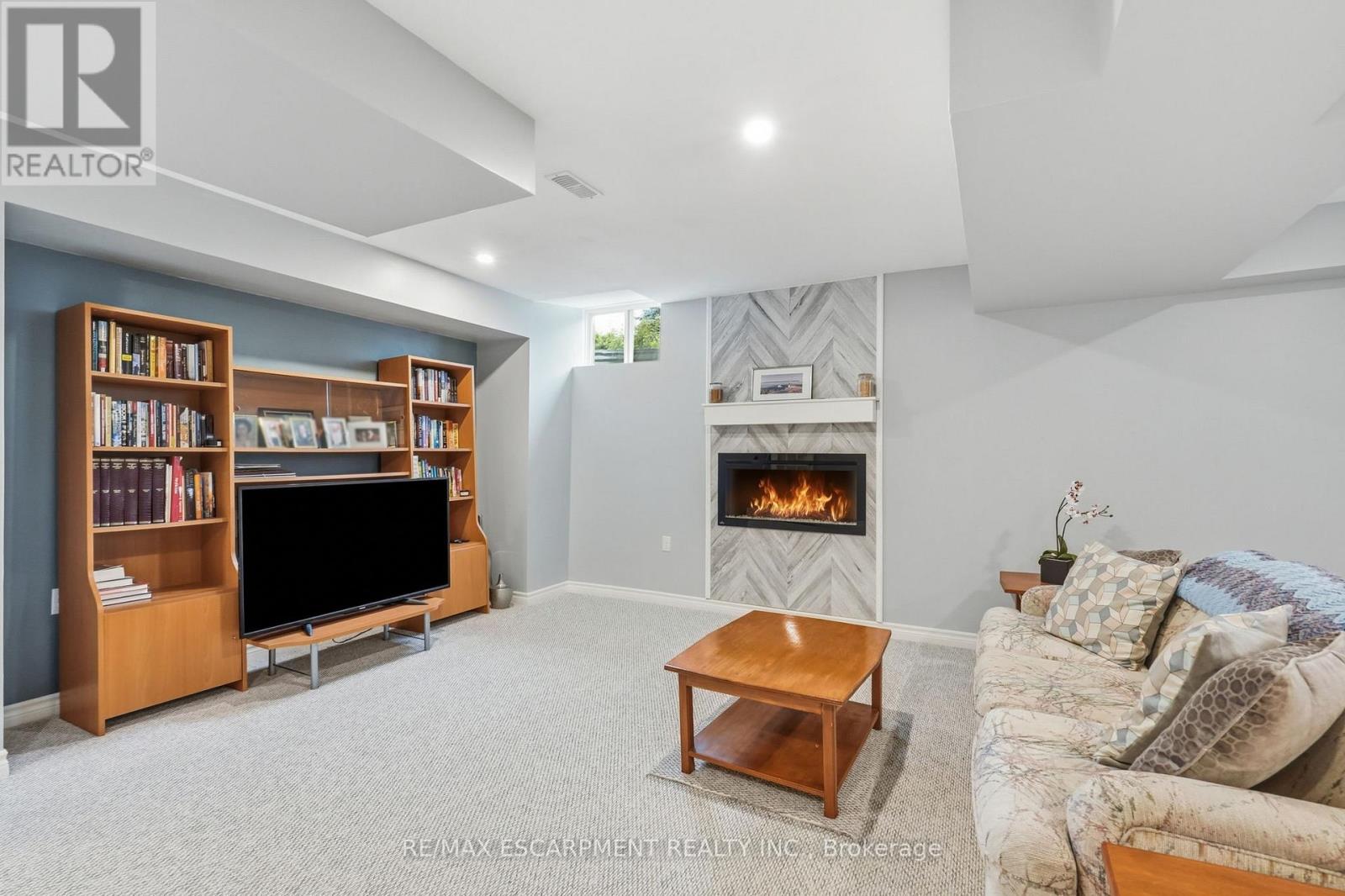 130 Aberfoyle Mill Crescent, Puslinch, Ontario  N0B 2H0 - Photo 26 - X13486398