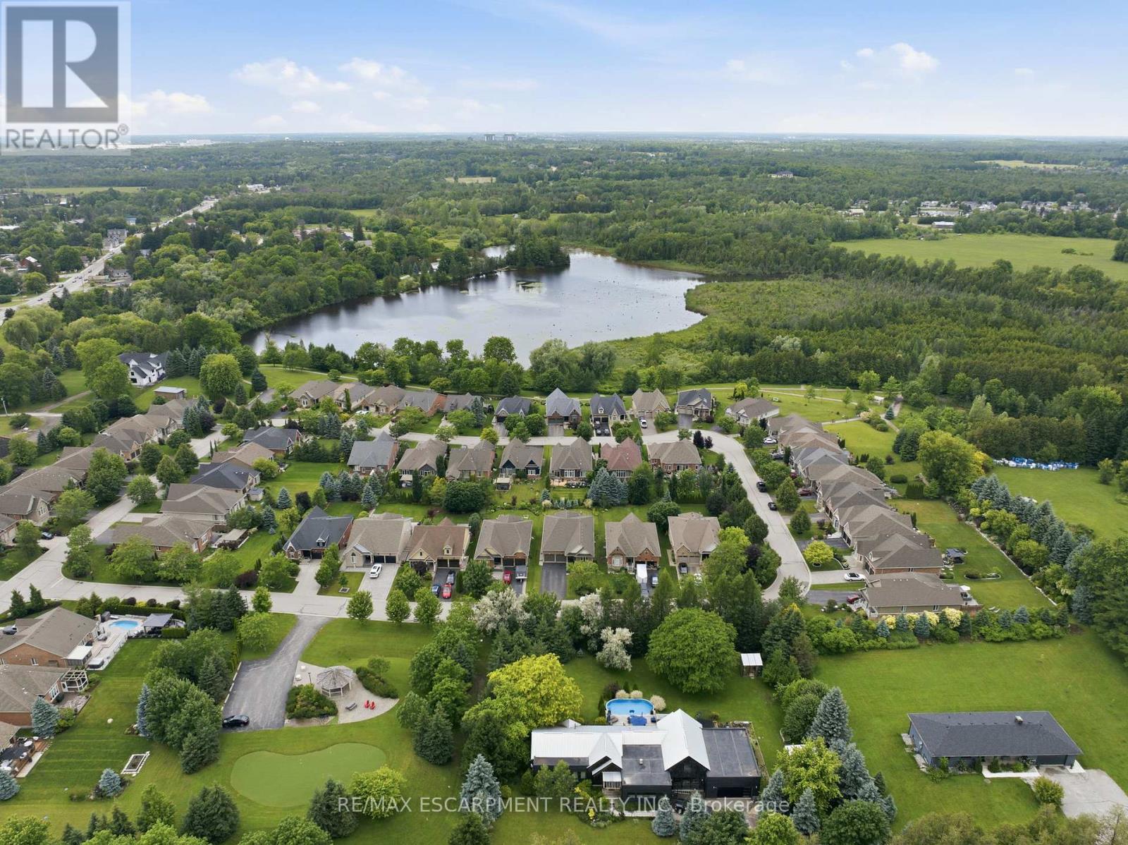 130 Aberfoyle Mill Crescent, Puslinch, Ontario  N0B 2H0 - Photo 37 - X13486398