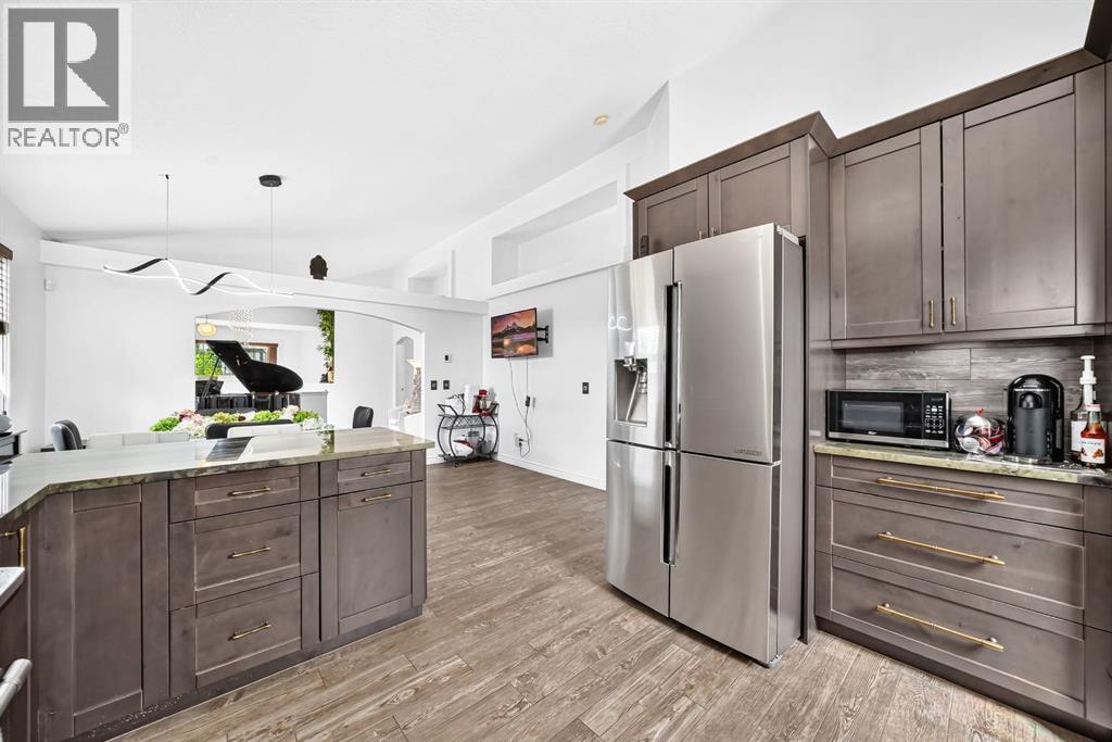 91 Panamount Gardens NW, Calgary, Alberta  T3K 5V5 - Photo 15 - A2321790
