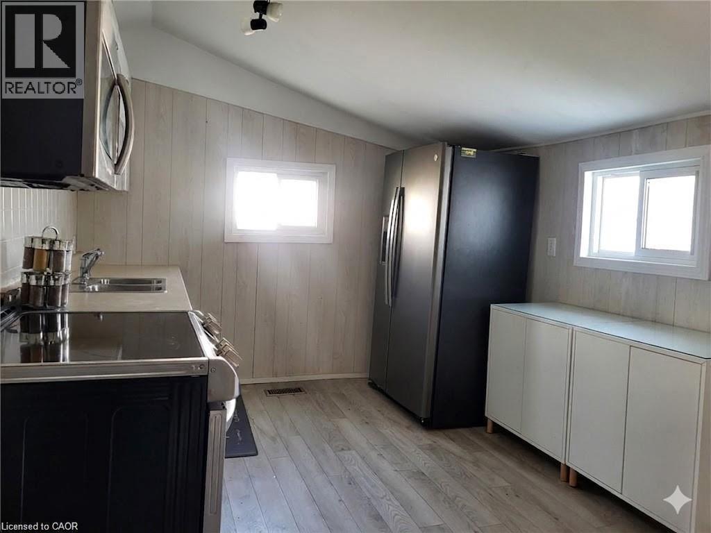 235 Fares Street, Port Colborne, Ontario  L3K 1W6 - Photo 6 - 40808907